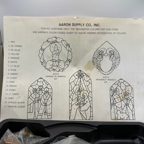 VTG Stained Glass Look Christmas Nativity Scene Kit Baking Crystal Craft Kit - Picture 6 of 6